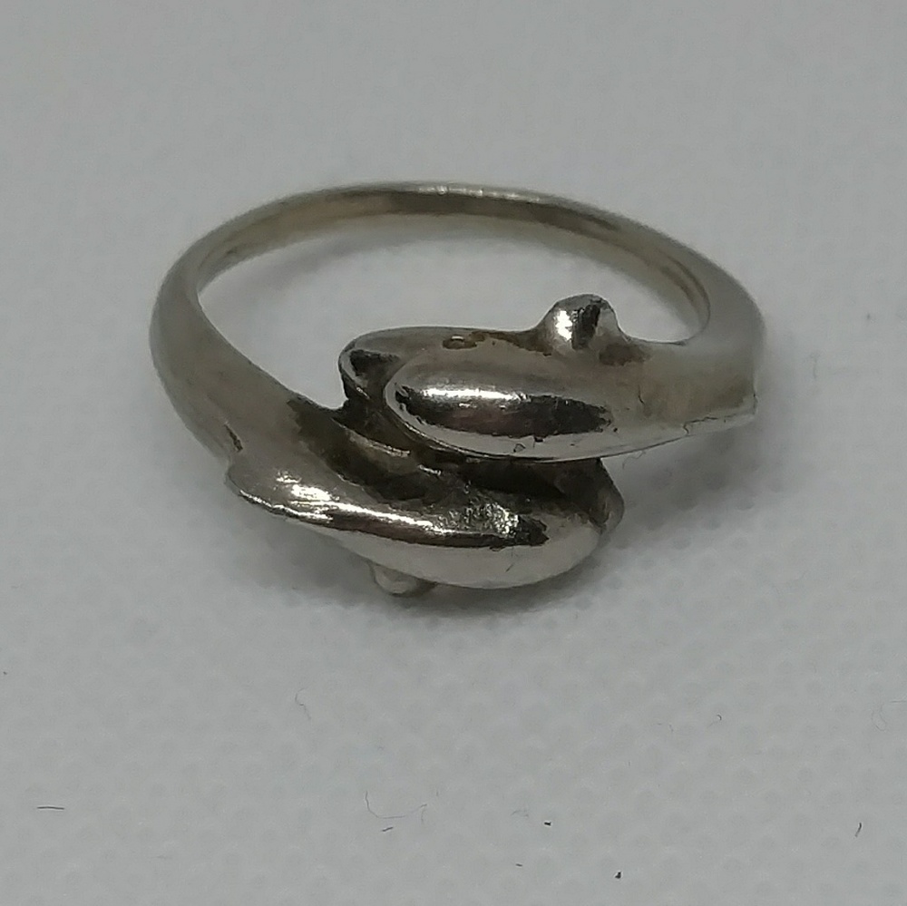 90s vintage 2 dolphins silver tone ring size 6.75